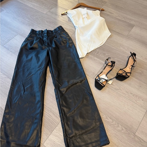 Beautiful Set 👖👚 - Picture 8 of 9